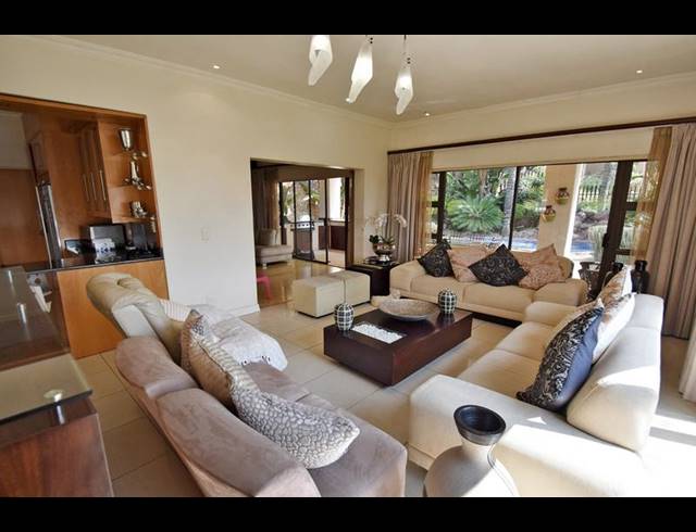 3 BEDROOM HOUSE FOR SALE IN MOUNTAIN VIEW